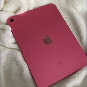 Pink iPad for sell .. cash or chime only !